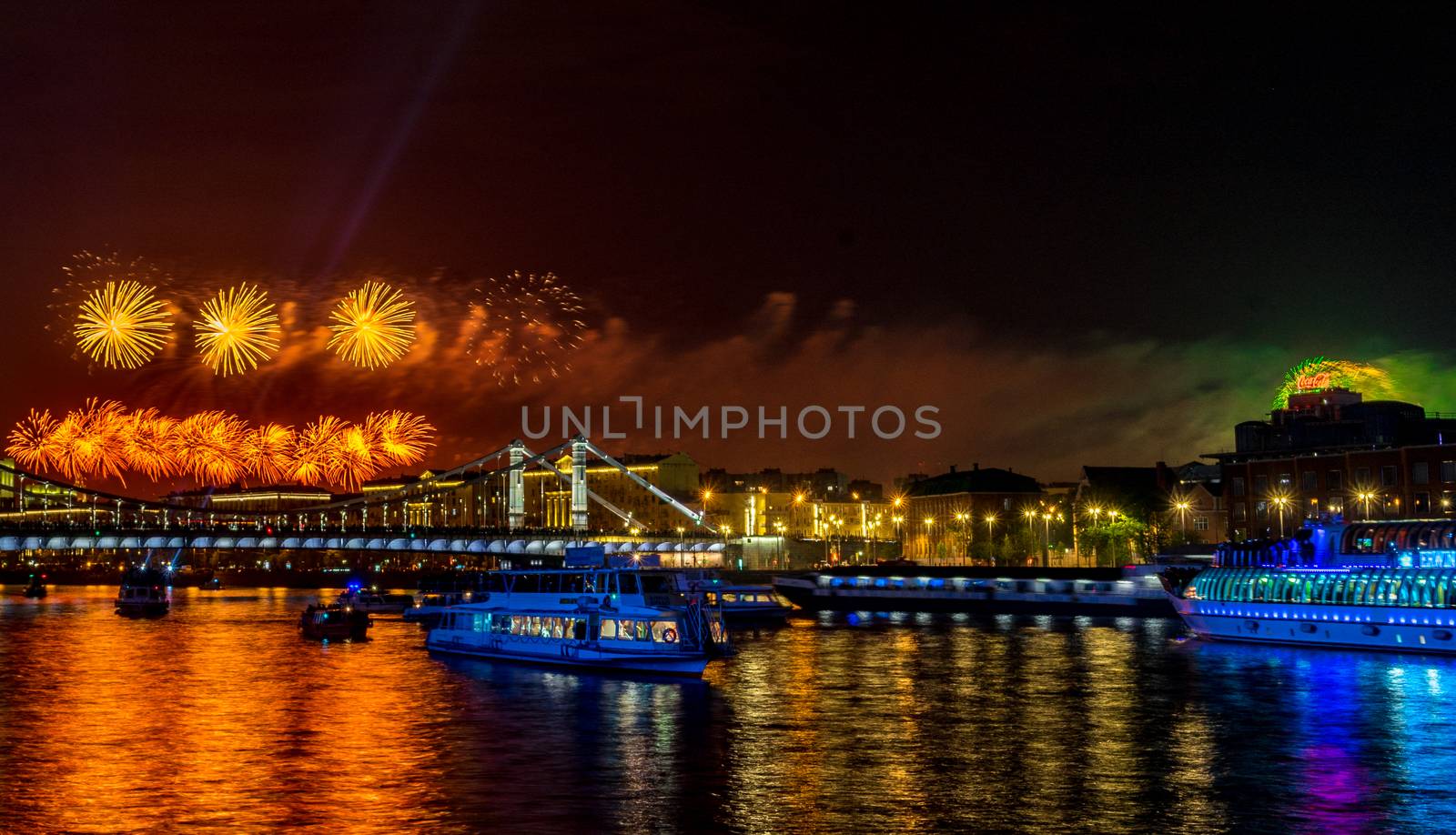 Fireworks over water by fifg