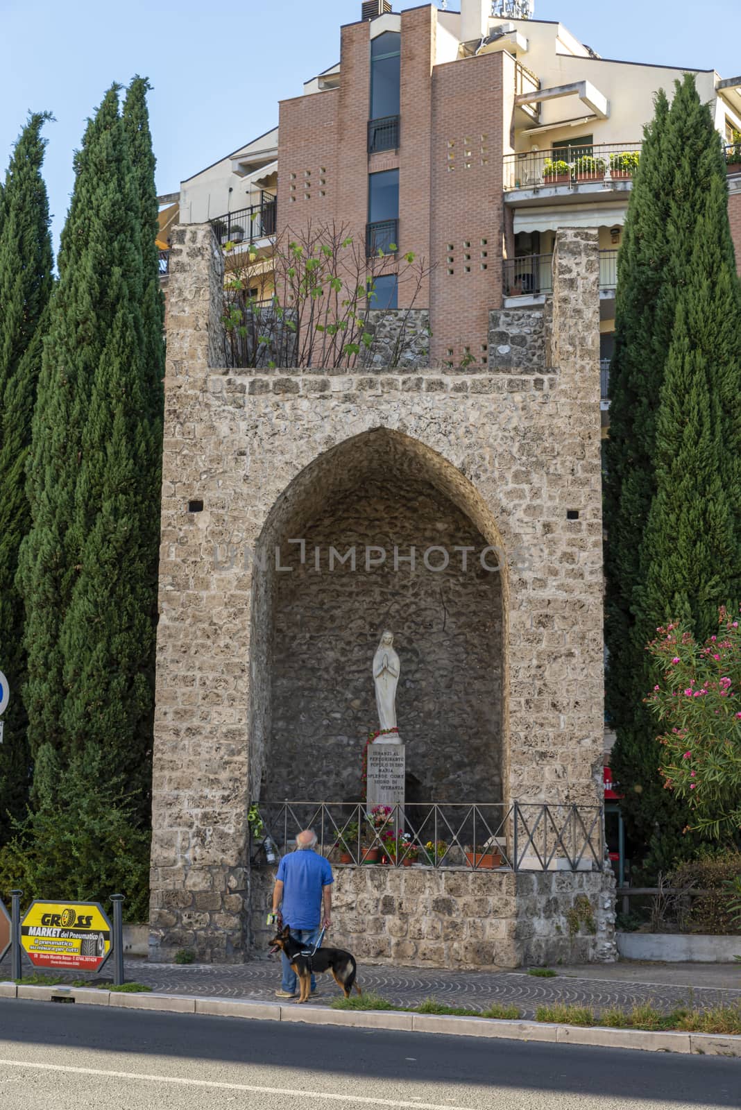 Monument to the Madonna in square of Orologio Terni by carfedeph