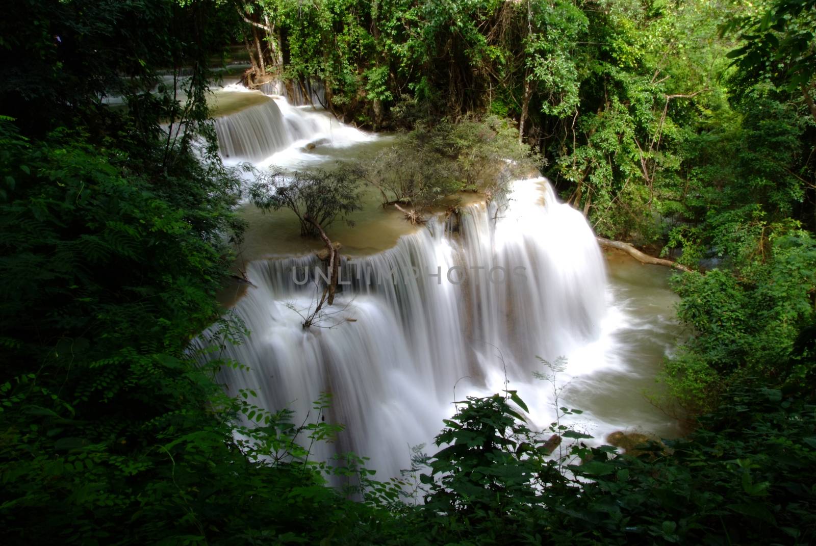 Huai Mae Khamin Waterfall is a major attraction in Sri Nakarin Dam National Park. The multi-tiered waterfall is known for its scenic beauty, relaxing atmosphere and trekking trails to admire butterflies and birds.