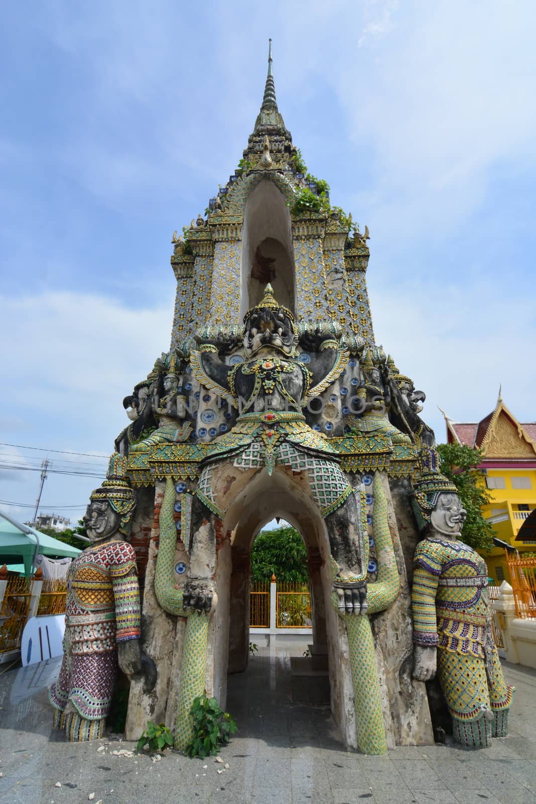 Bell tower antique at Wat Phraya Tham Worawihan , Thonburi , Bangkok, Thailand