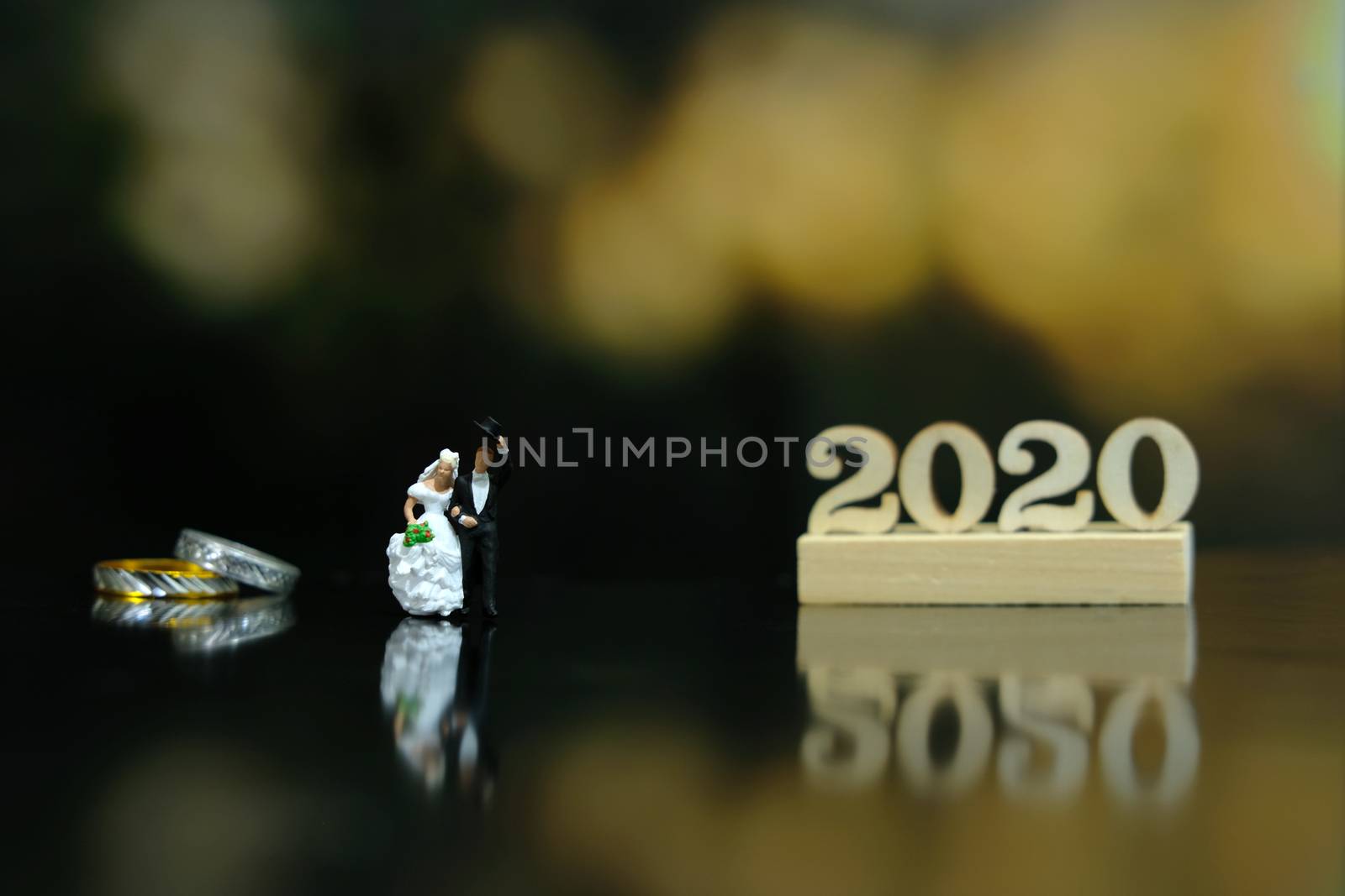 Miniature people - concept for wedding plan in 2020 by Macrostud