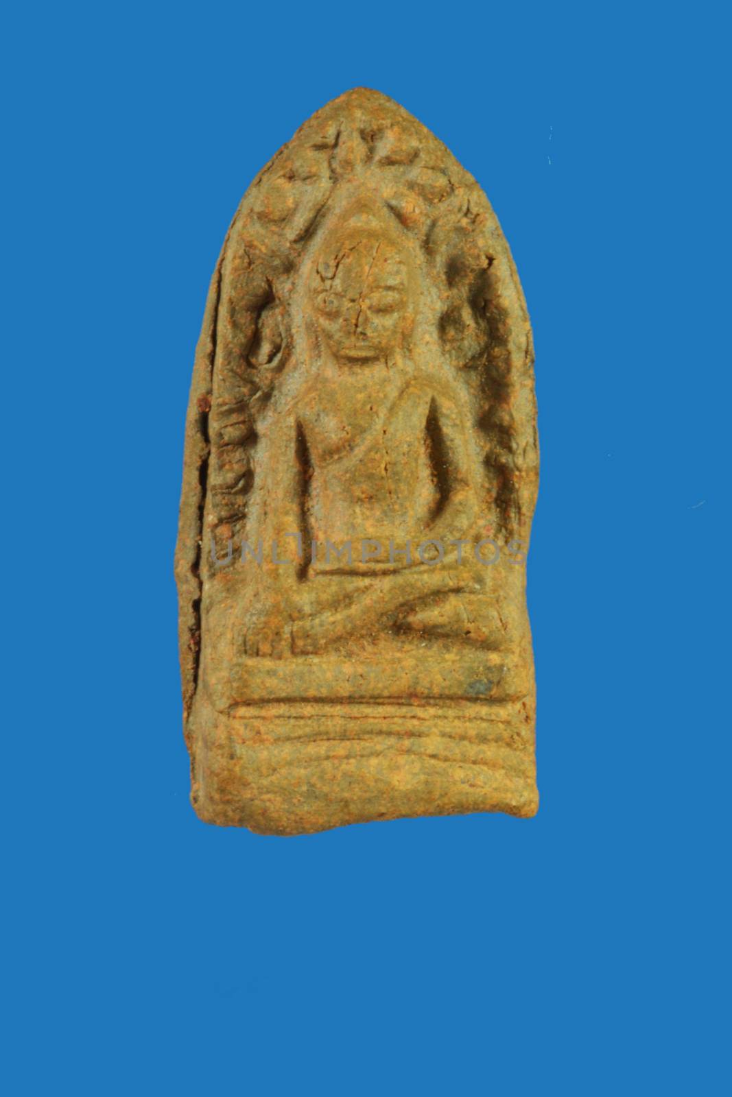Phra Rod is the oldest amulet in Thailand, found at Wat Mahawan, Lampoon Province in Northern of Thailand by ideation90