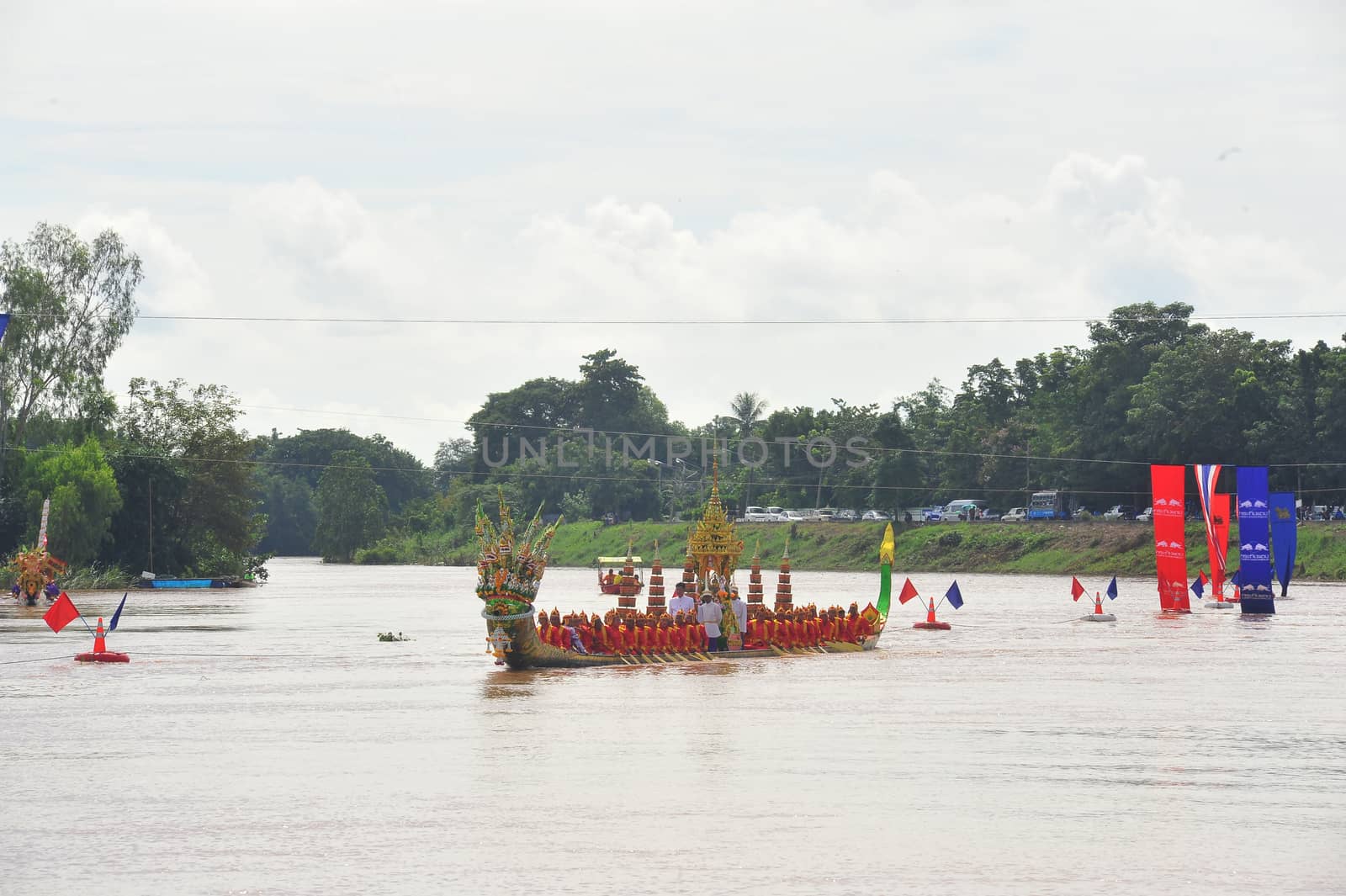 Phichit boat racing is a traditional event of long standing. by ideation90