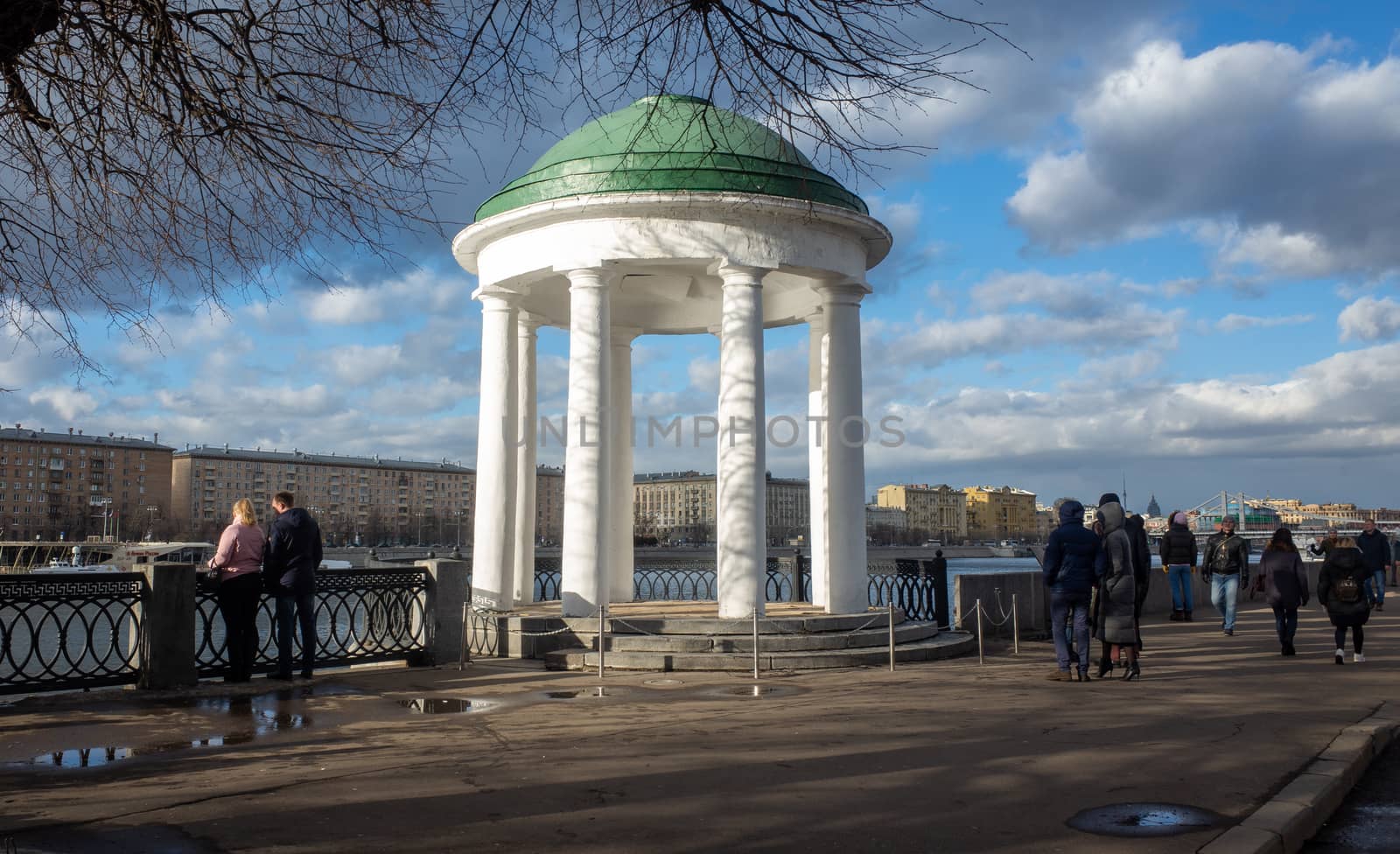 February 17, 2019, Moscow, Russia. Passers-by on Pushkinskaya embankment in Gorky park in Moscow.