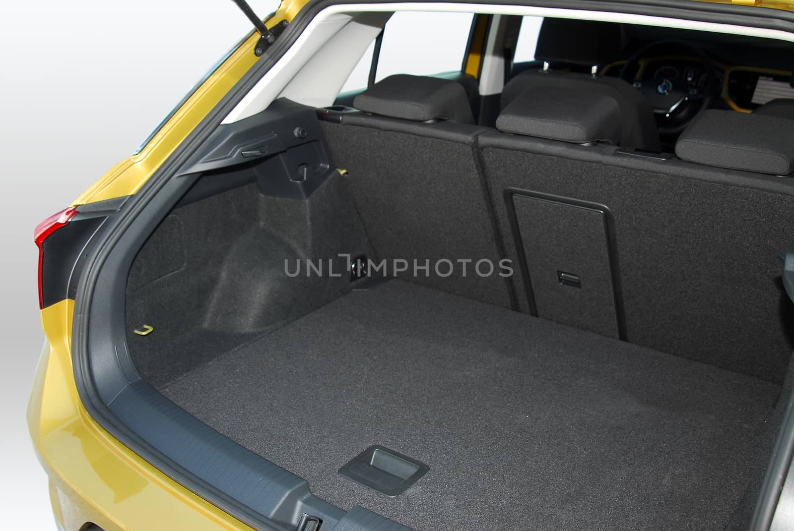 Empty trunk of the SUV