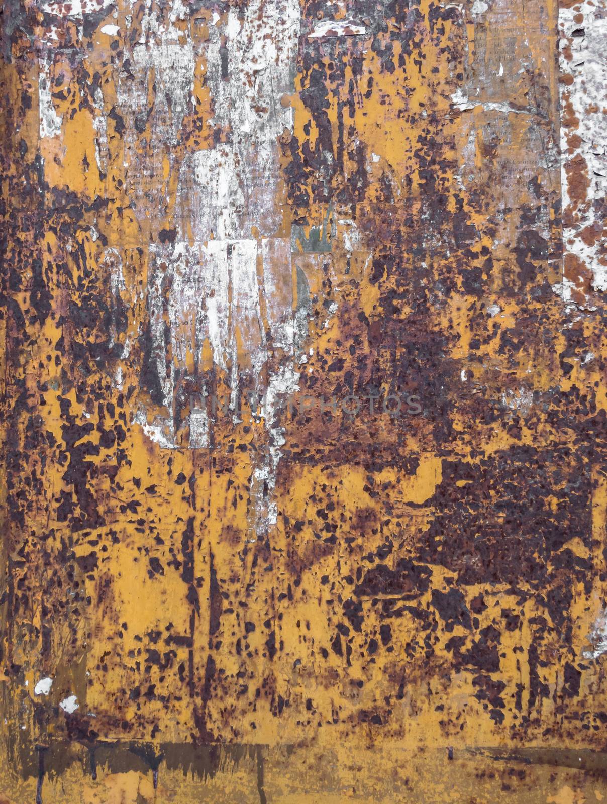 Rusty metallic steel plate by germanopoli