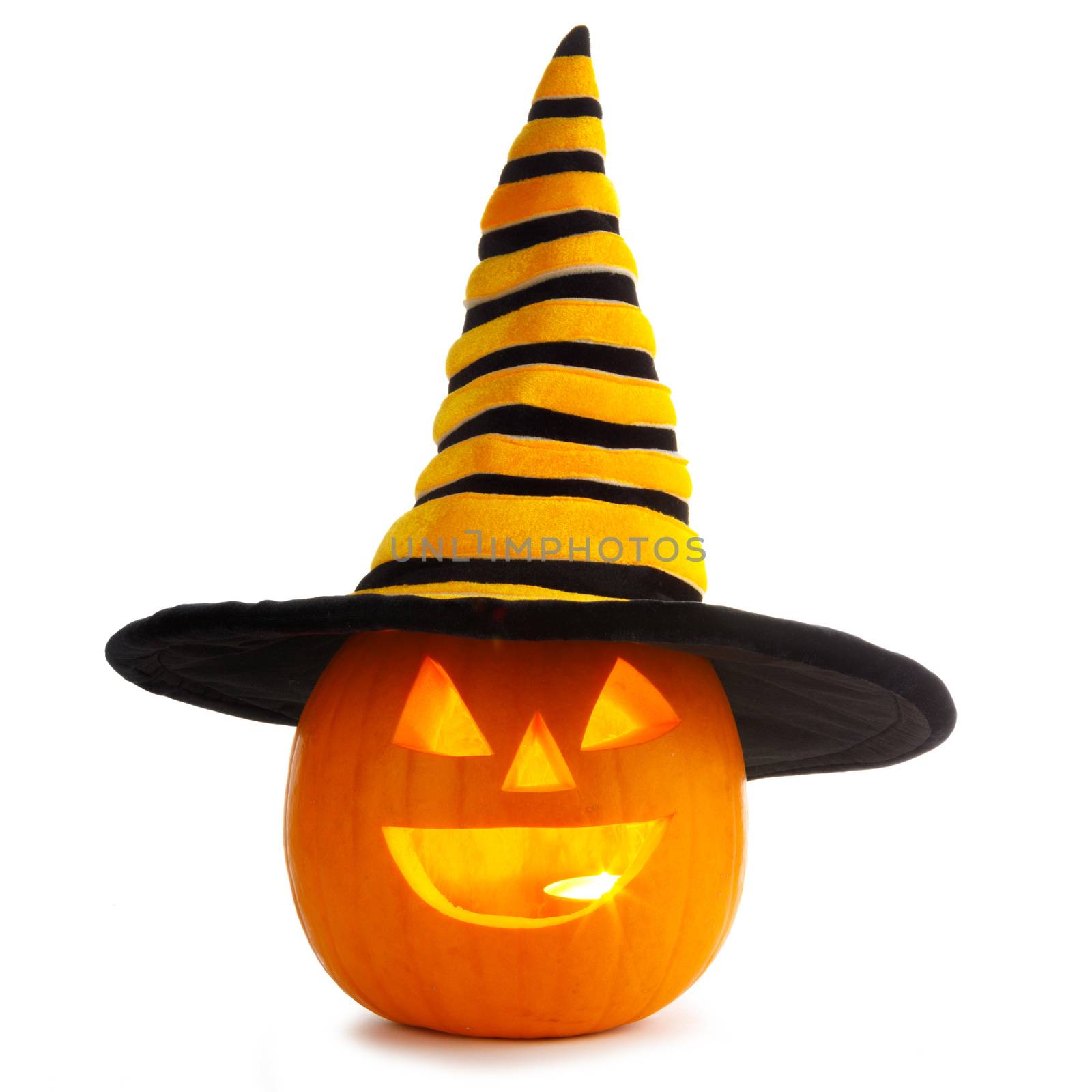 Halloween pumpkin in witches hat by Yellowj