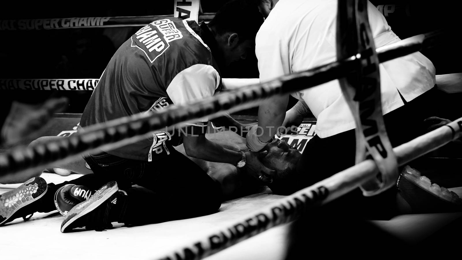 Bangkok, Thailand - November 11, 2018 : Unidentified Thai and foreign boxing players in competition fight ”Muay Thai Super Champ” at Muay Thai Street, Pra-Arthit rd. on Nov 11, 2018