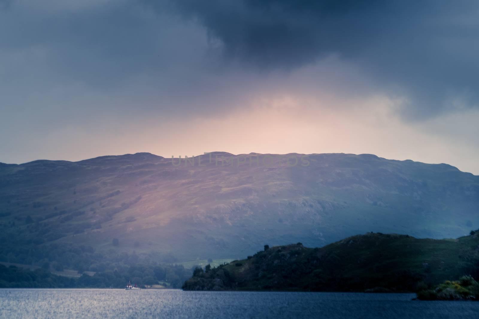 view north east across ullswater from glenridding by paddythegolfer