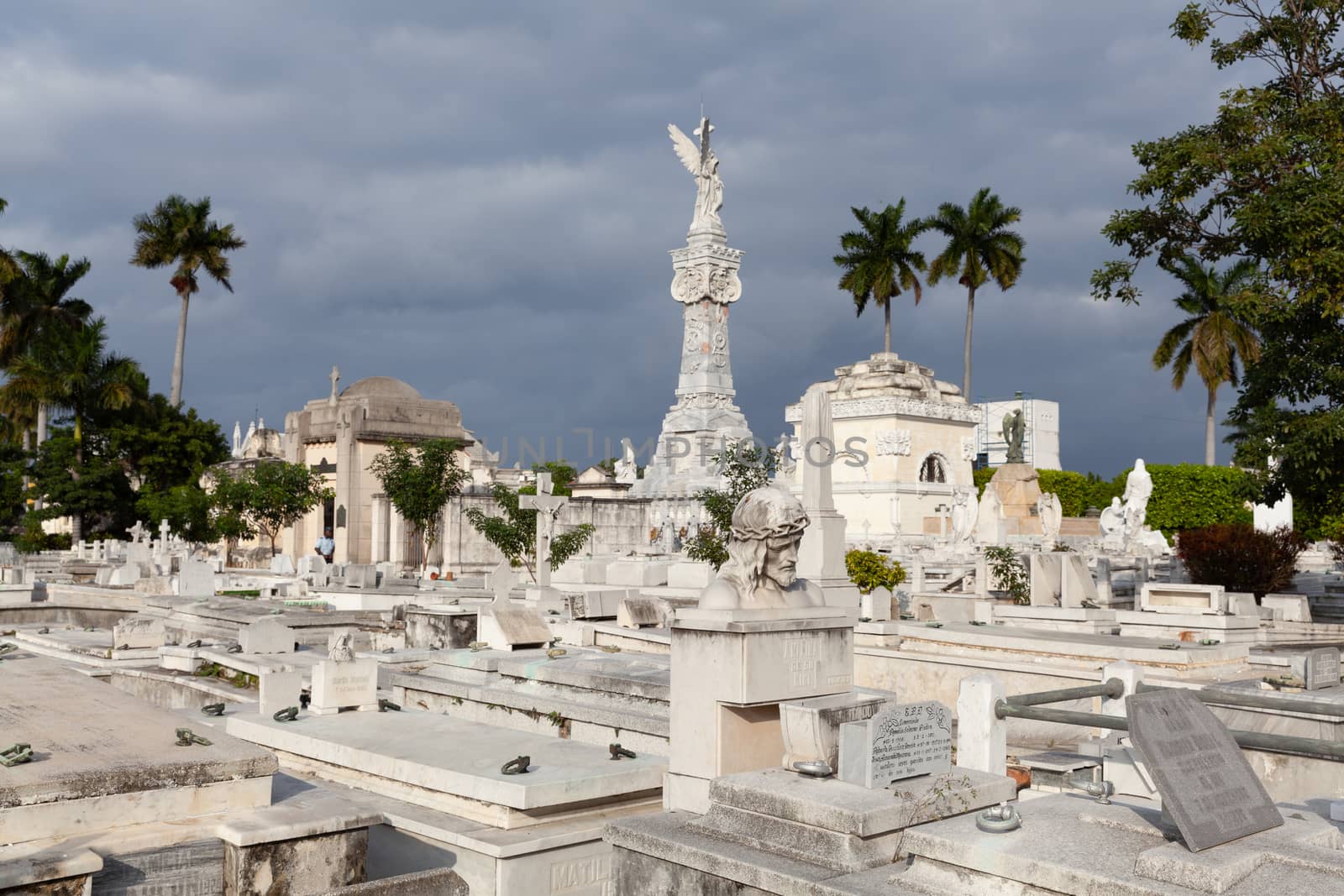 Colon Cemetery, Havana, Cuba by vlad-m