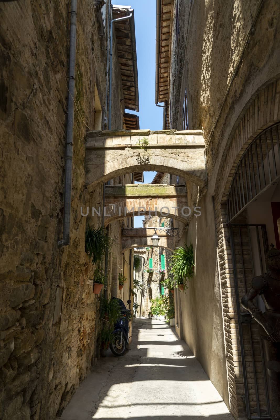 Architecture of streets and squares in the town of Bevagna by carfedeph