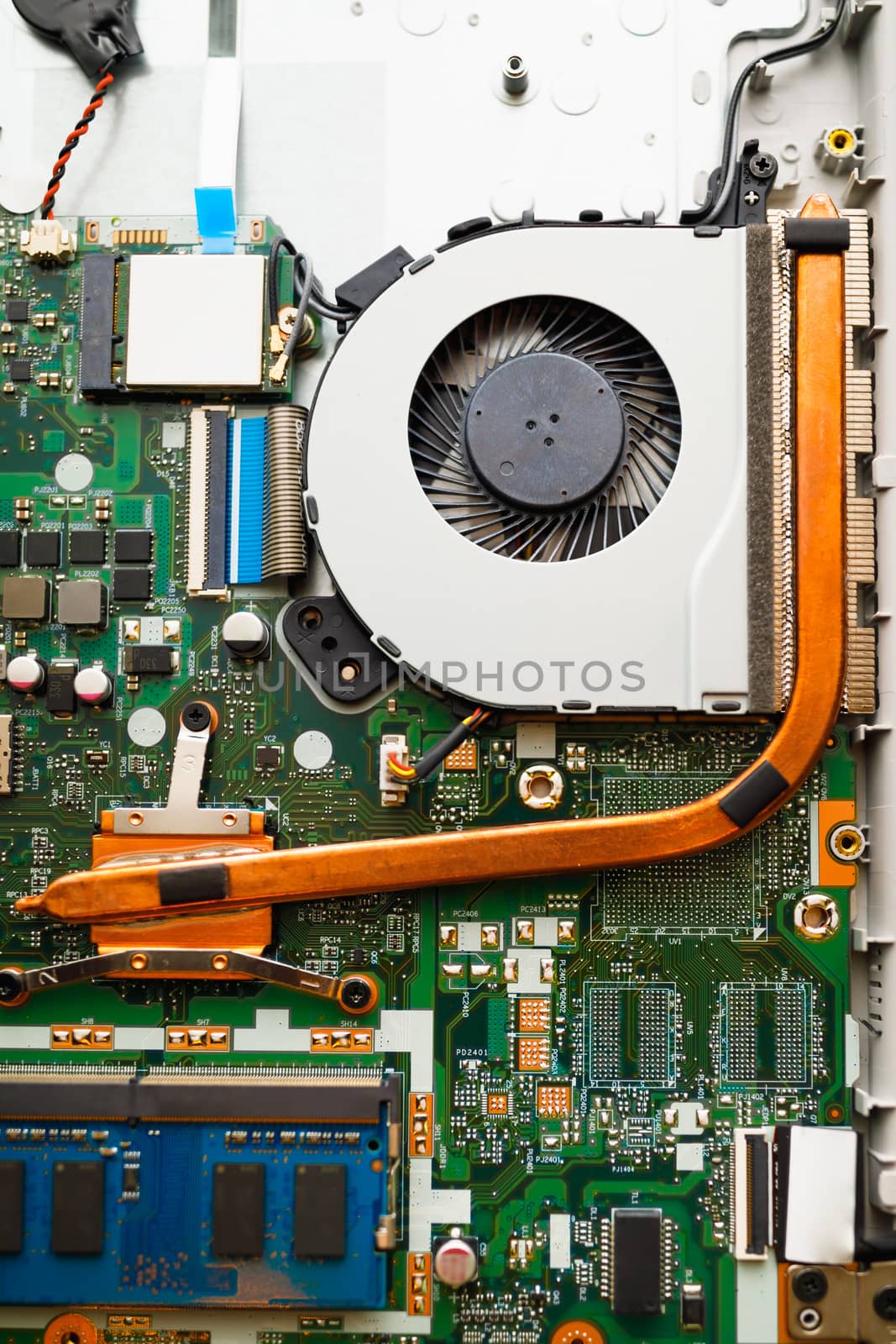 laptop ventilation cooling system, copper heatsink pipe on motherboard