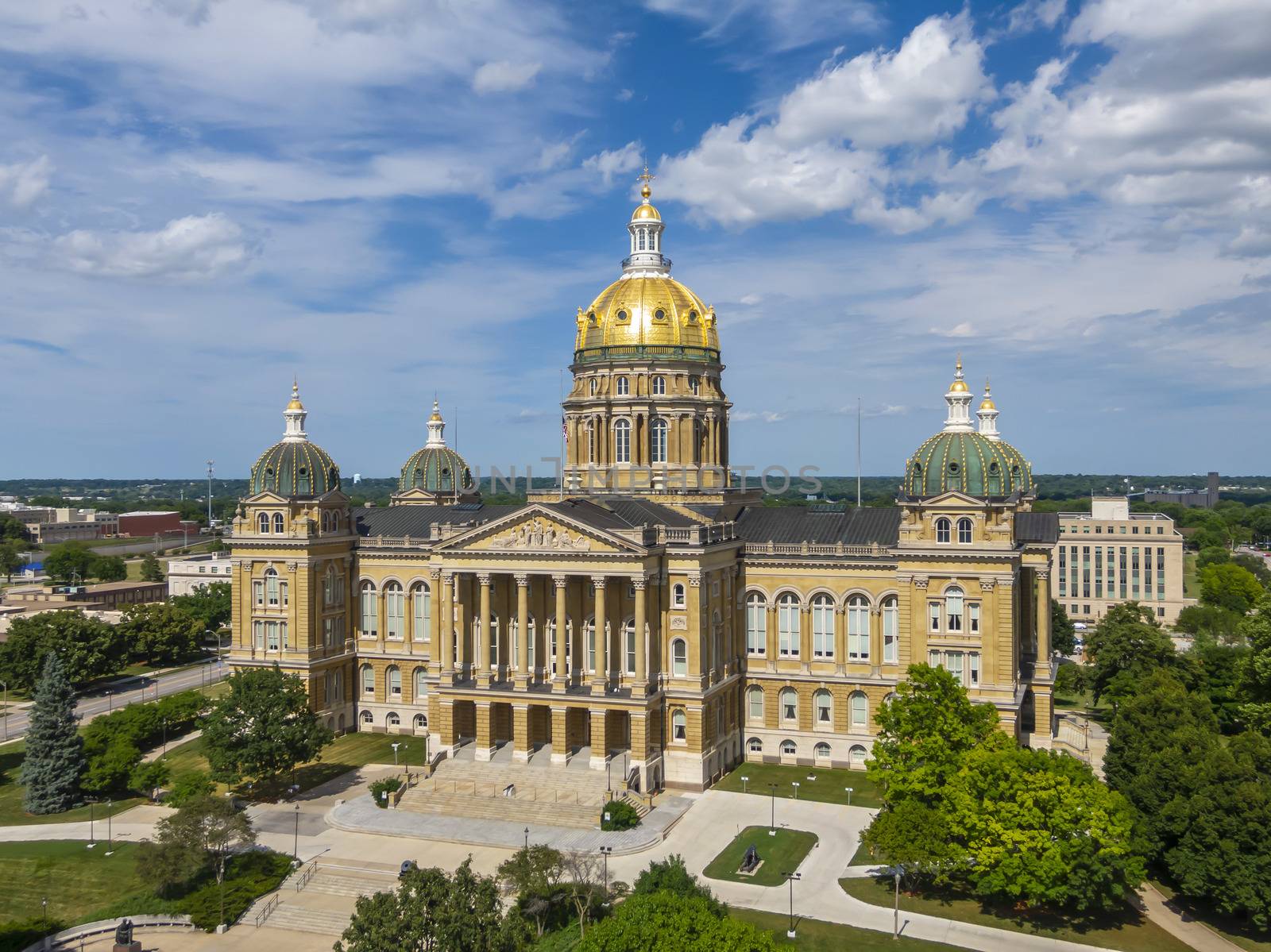 July 19, 2020 - Des Moines, Iowa, USA: The Iowa State Capitol is the state capitol building of the U.S. state of Iowa. default