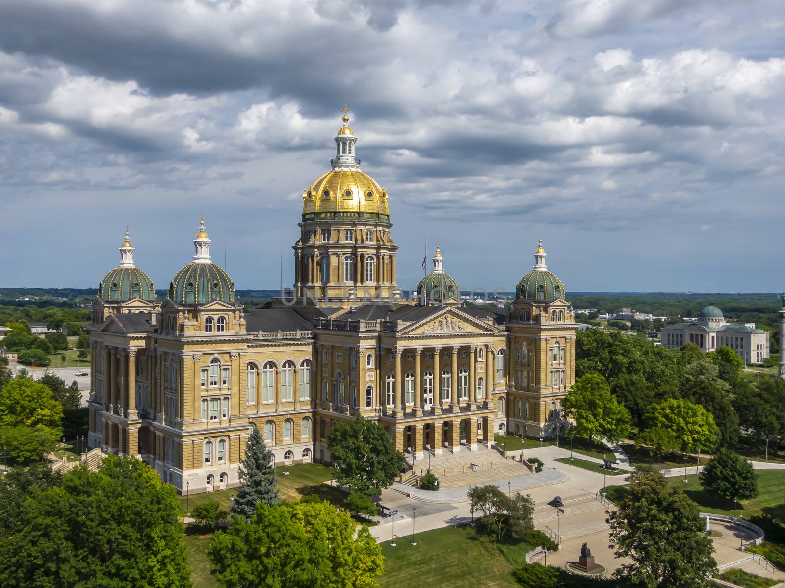 July 19, 2020 - Des Moines, Iowa, USA: The Iowa State Capitol is the state capitol building of the U.S. state of Iowa. default