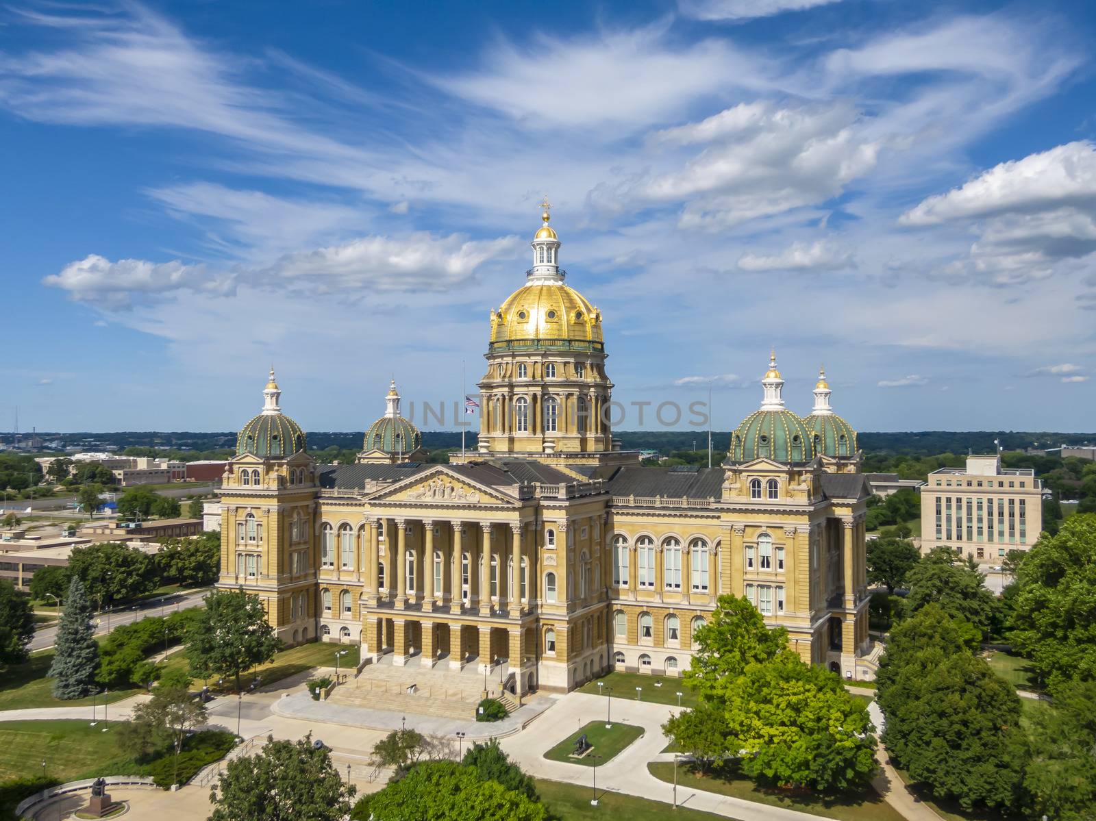 July 19, 2020 - Des Moines, Iowa, USA: The Iowa State Capitol is the state capitol building of the U.S. state of Iowa. default