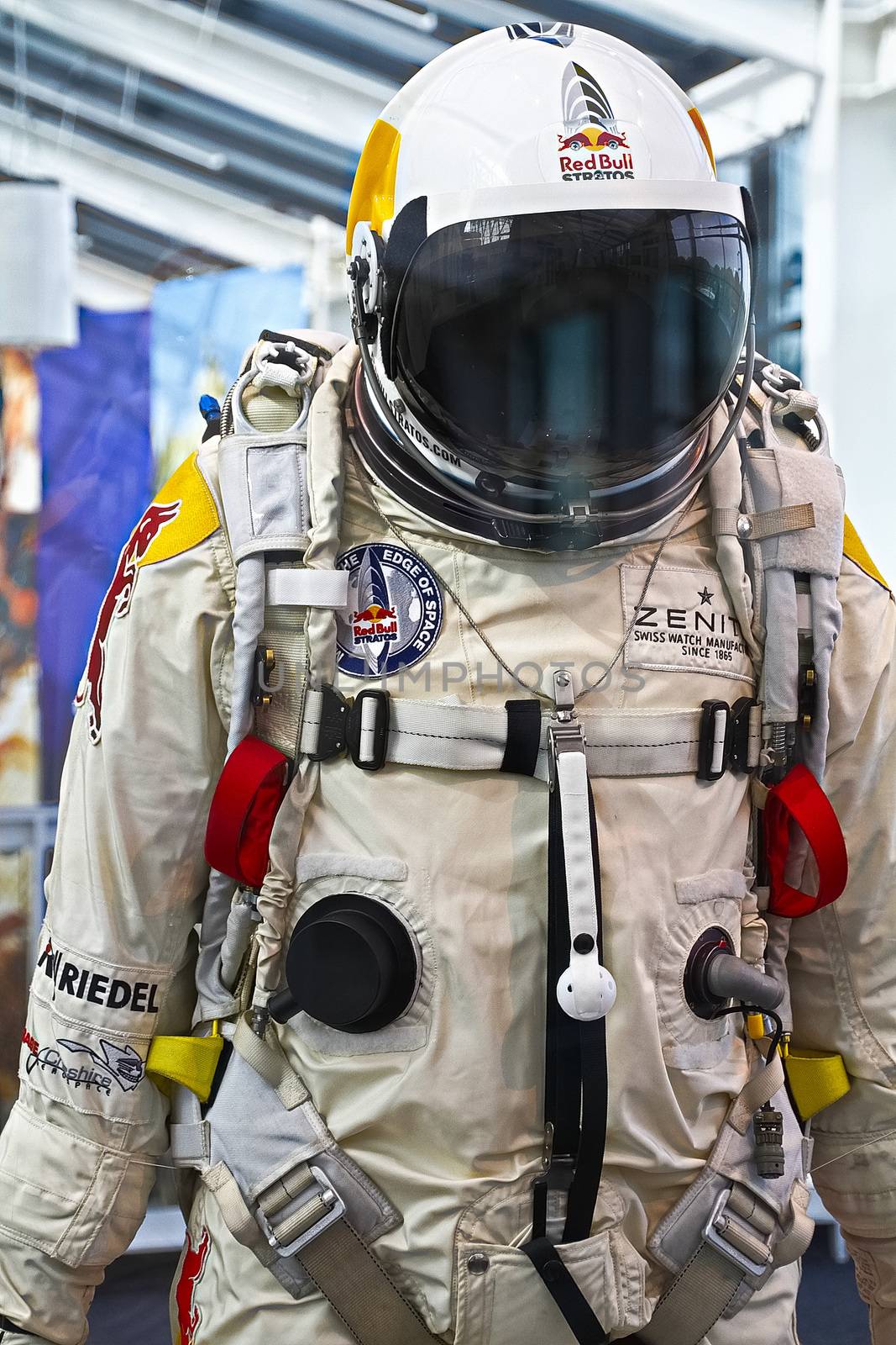 Los Angeles, CA/USA -Oct 12, 2016 :  Astronaut's Clothes on display at the California Science Center. by USA-TARO