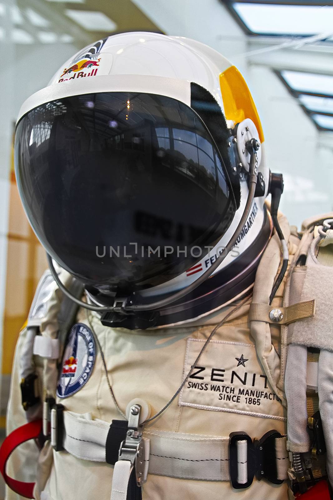 Los Angeles, CA/USA -Oct 12, 2016 :  Astronaut's Clothes on display at the California Science Center. by USA-TARO