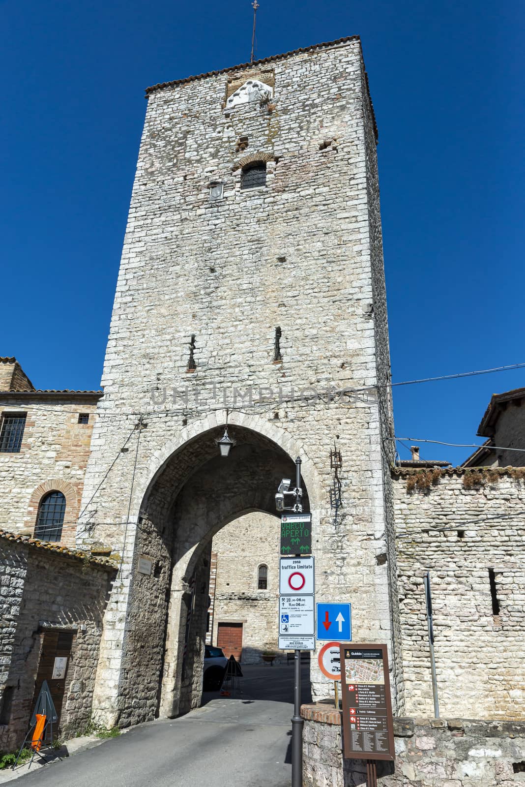 one of the entrance doors to the town of Gubbio by carfedeph