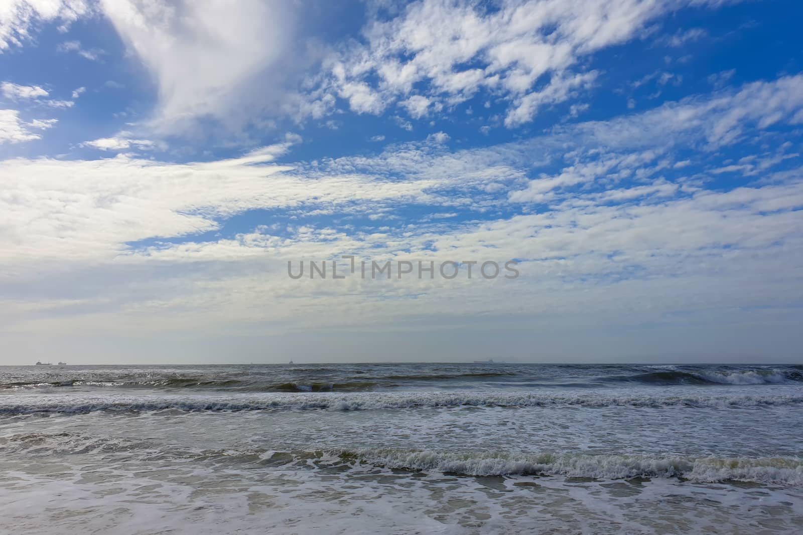 seascape and cloudy sky by Visual-Content