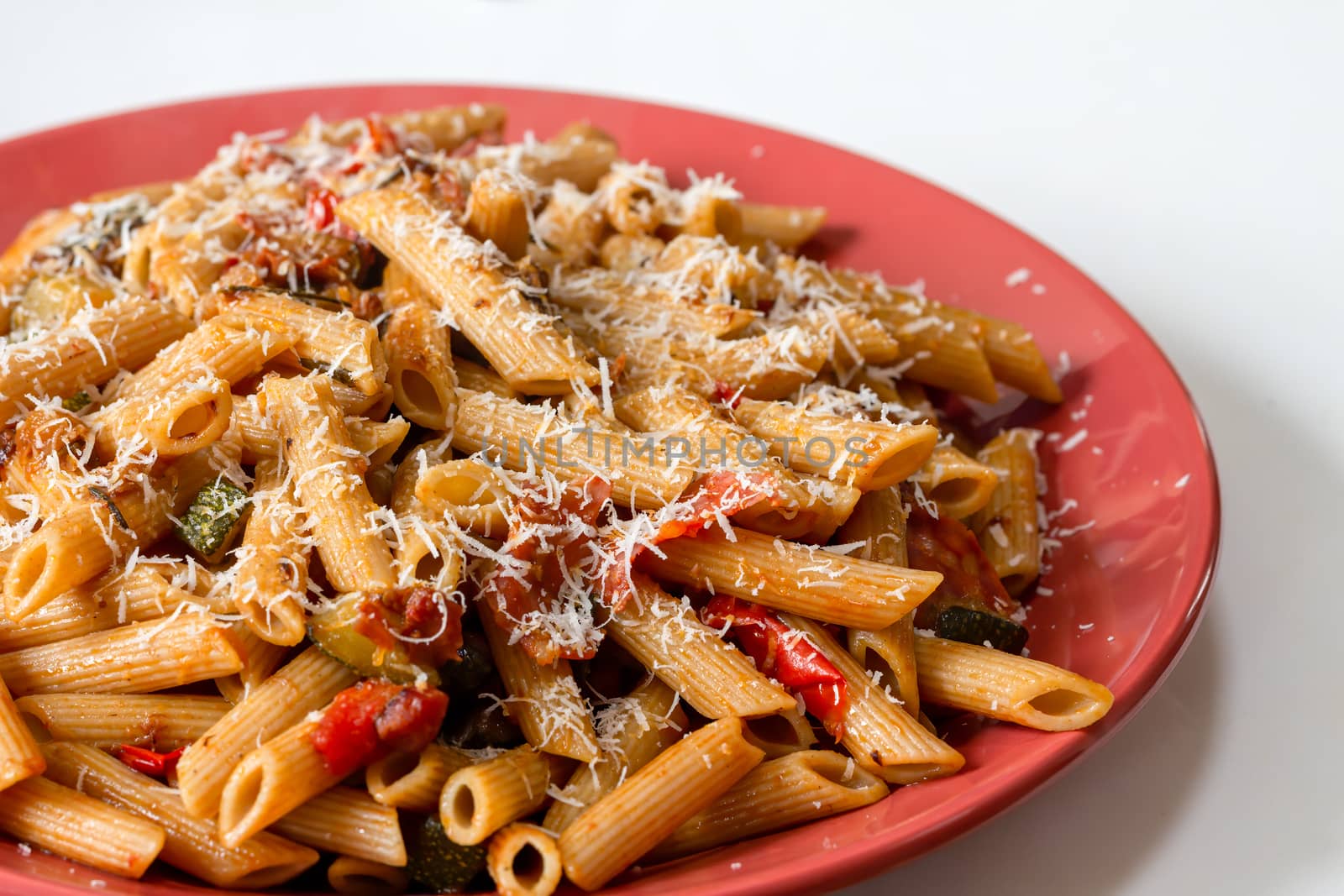 Penne pasta with courgettes, bacon and tomatoes by magicbones