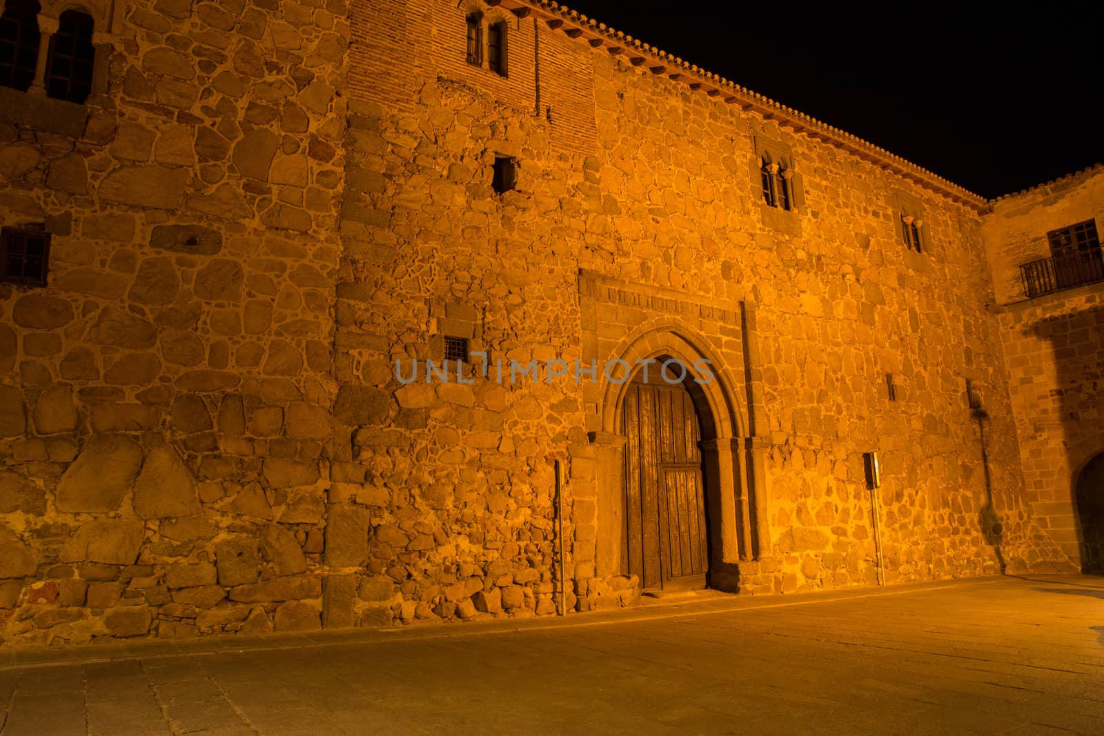 Avila at night, Spain by zittto