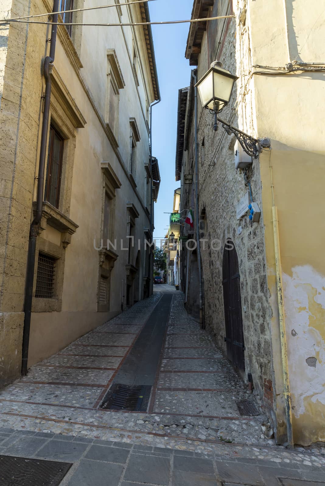 architecture of alleys and buildings in the town of Collescipoli by carfedeph