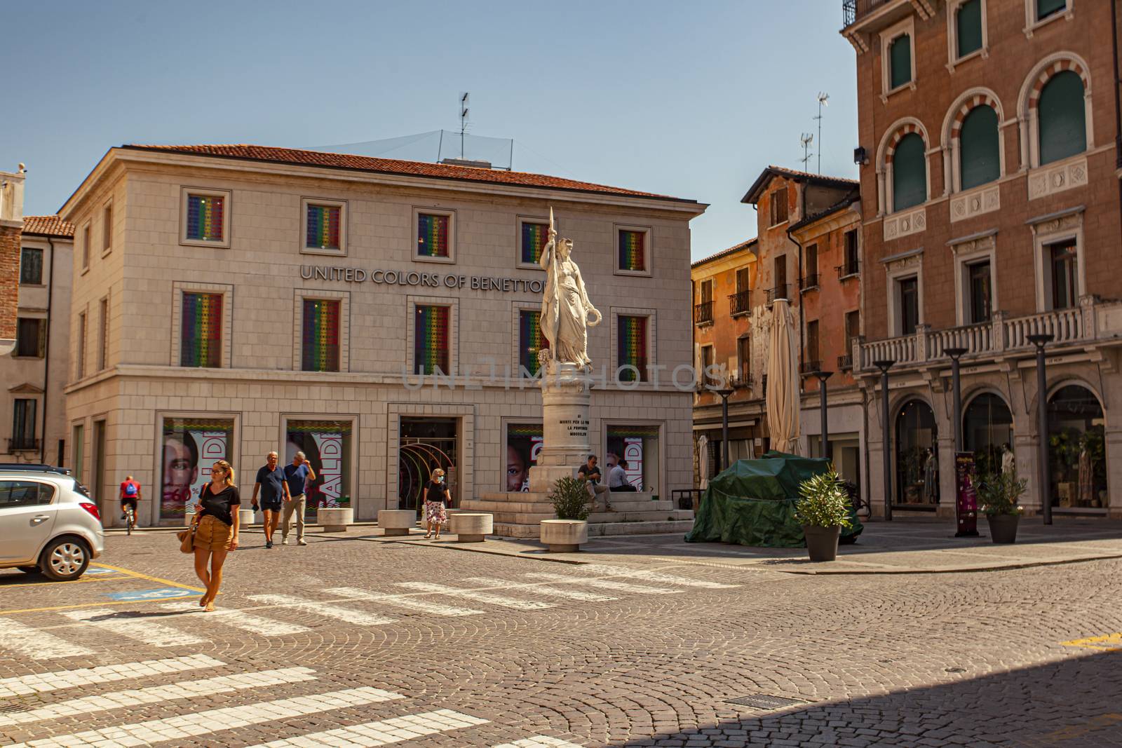 Piazza della Libertà in Treviso 6 by pippocarlot