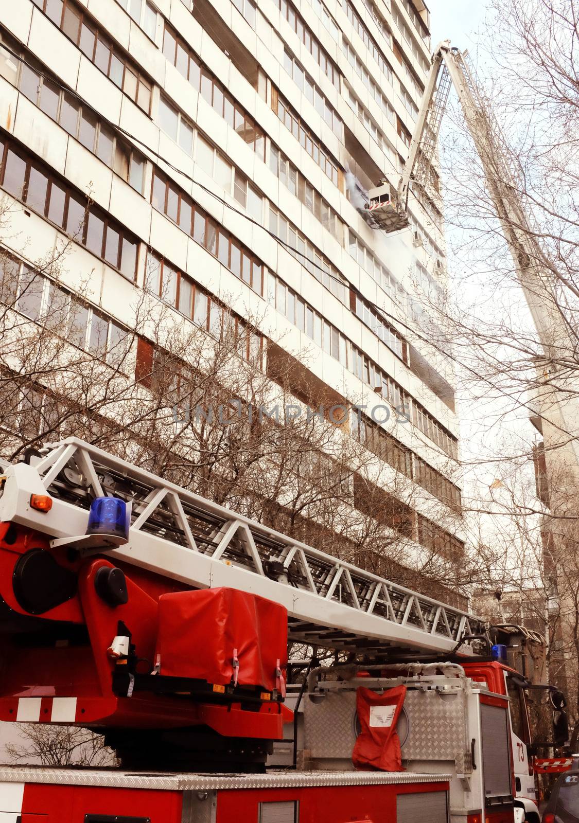 Fire in a multi-storey building by fifg