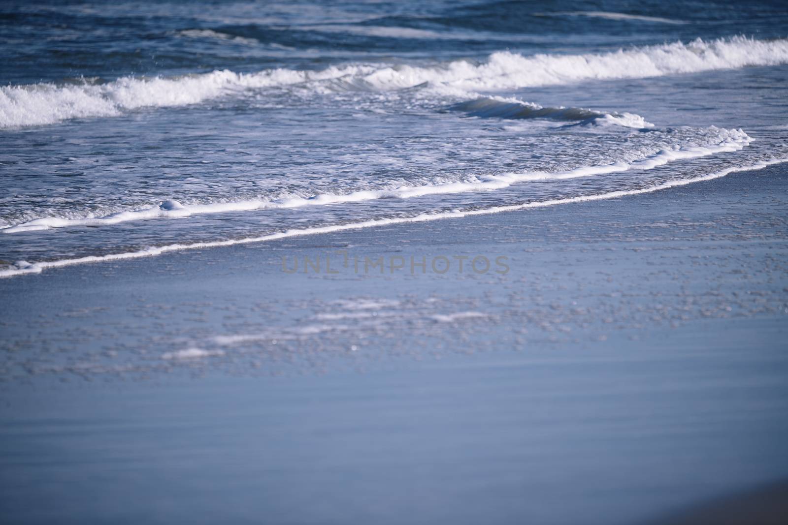 Water and waves in Pacific Ocean