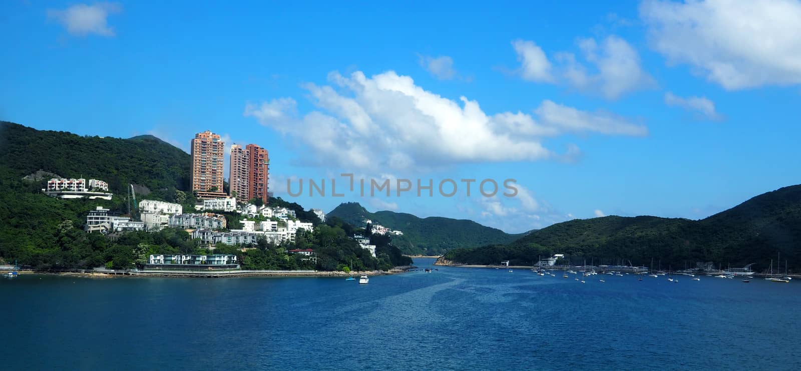 Hong Kong Repulse bay beach. by gnepphoto