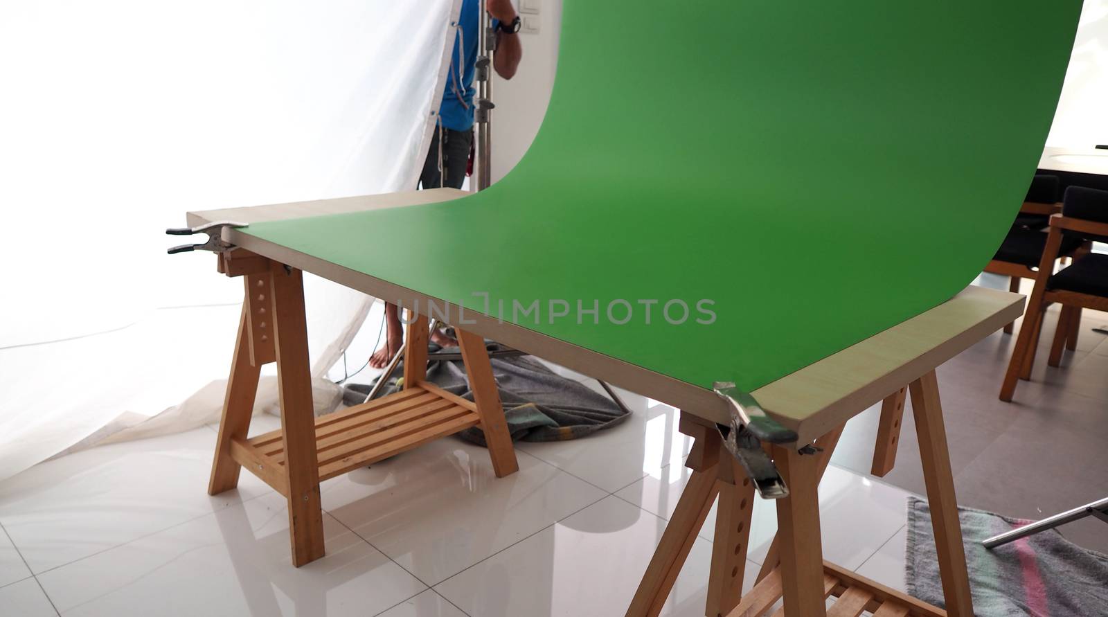 Small set of green screen background in studio. by gnepphoto