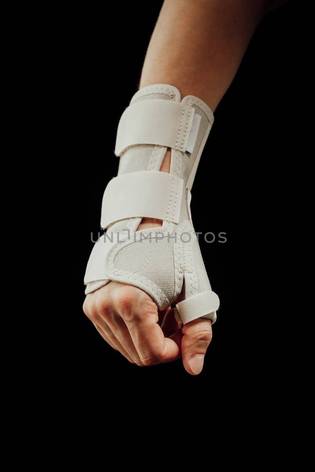 wrist and hand orthotics support for carpal tunnel syndrome healing by nikkytok