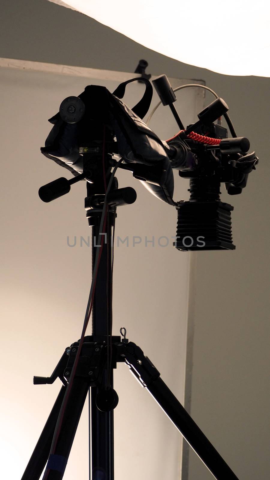 Camera and tripod with light soft box. by gnepphoto