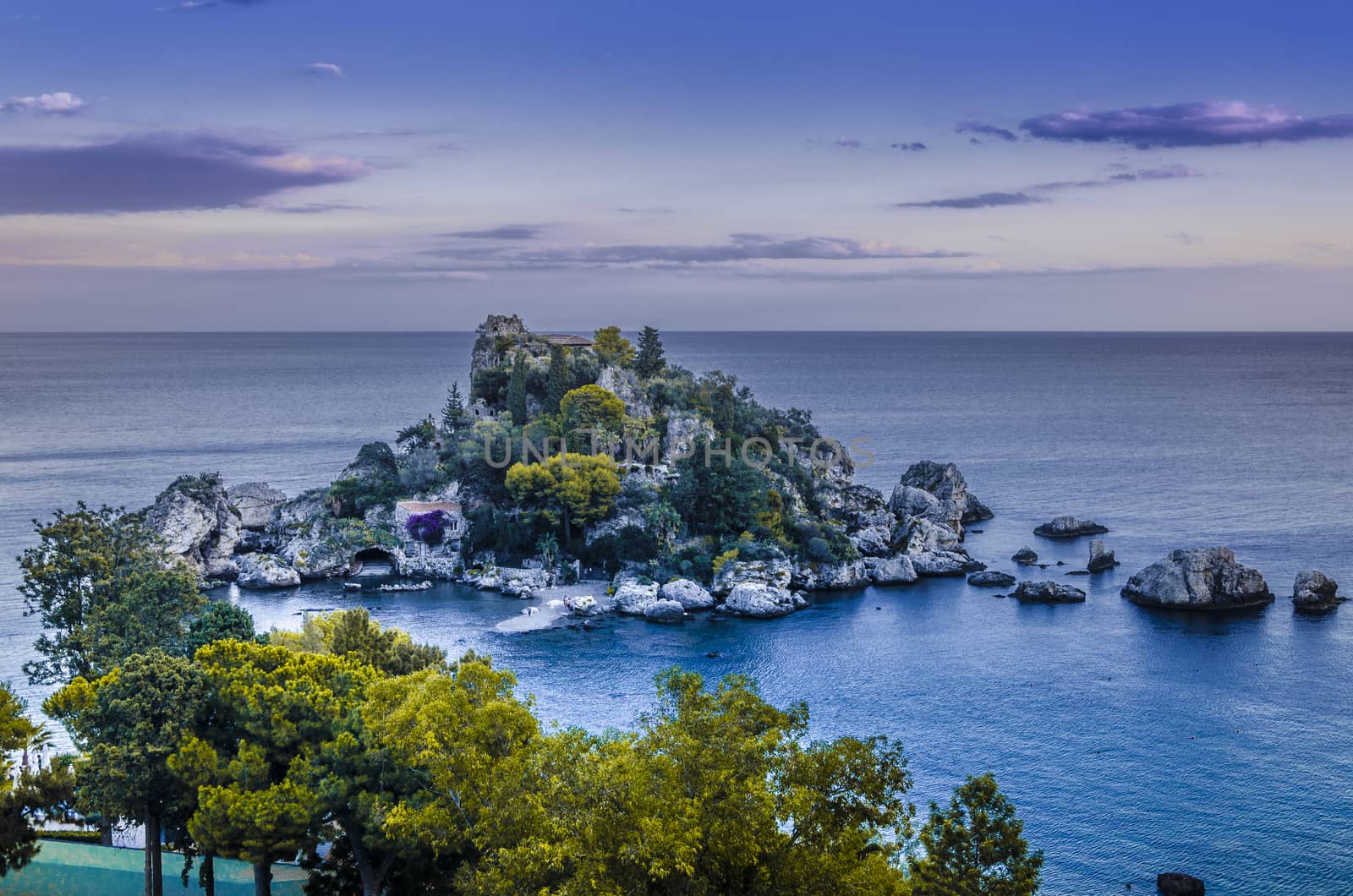 Panoramic view of isola bella sicily by MAEKFOTO
