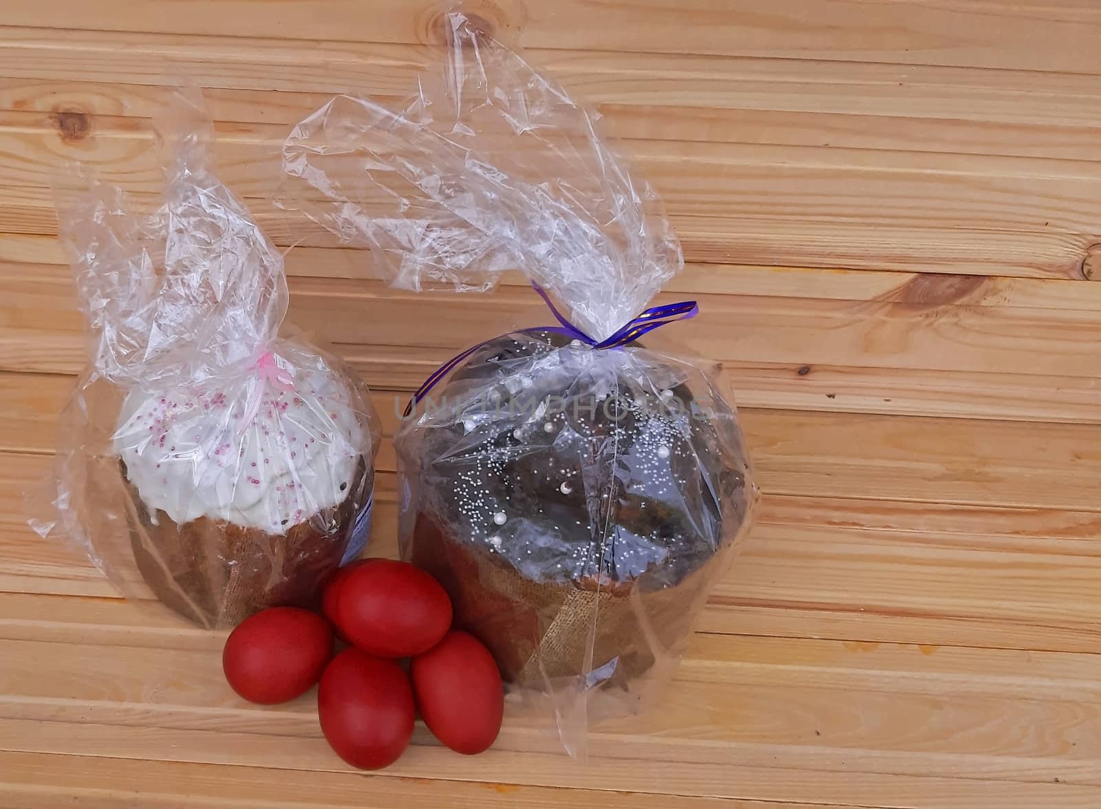 Easter holiday red eggs and Easter cakes by Mindru
