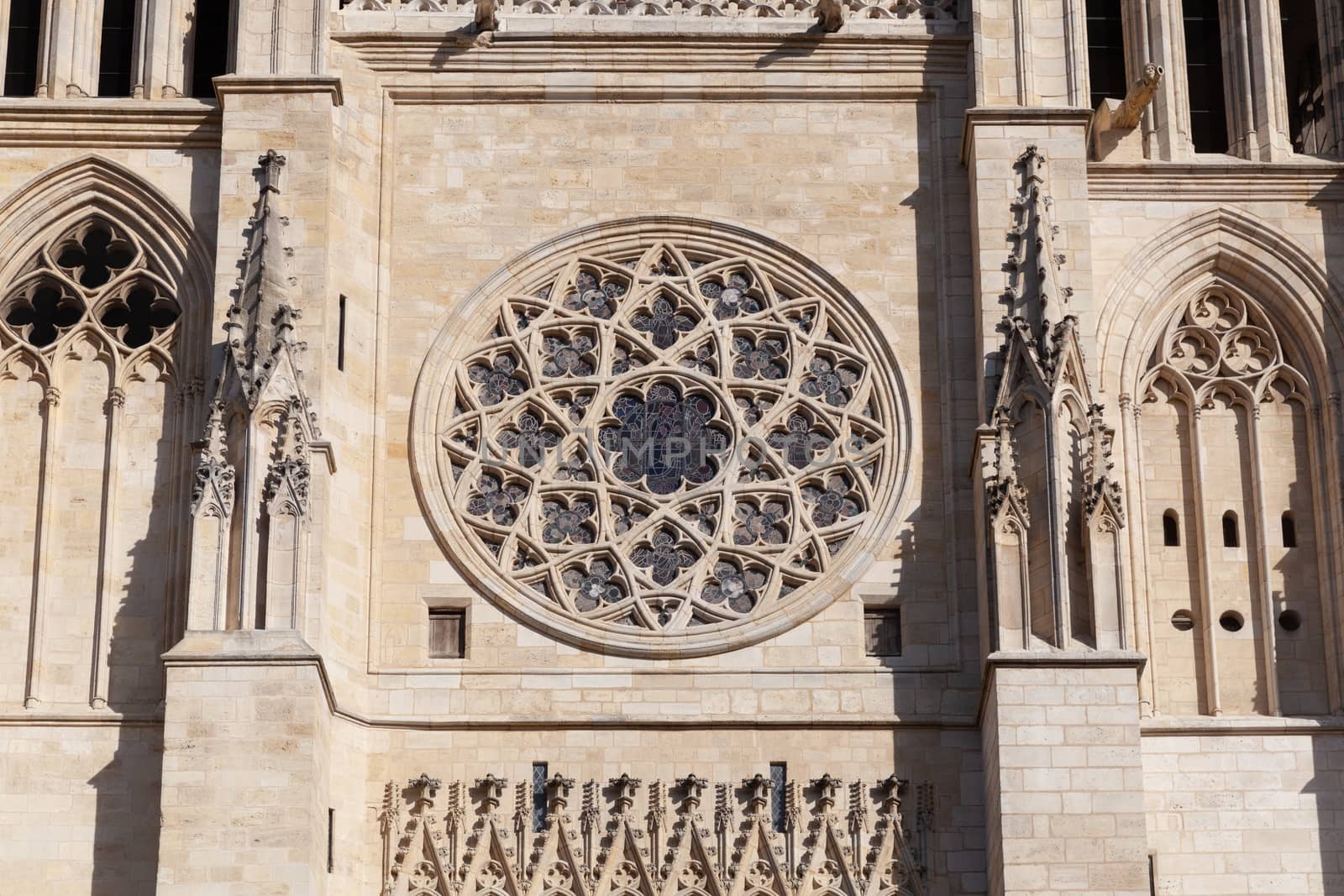 Rose window of Bordeaux Cathedral Saint-Andre, Bordeaux, France by vlad-m