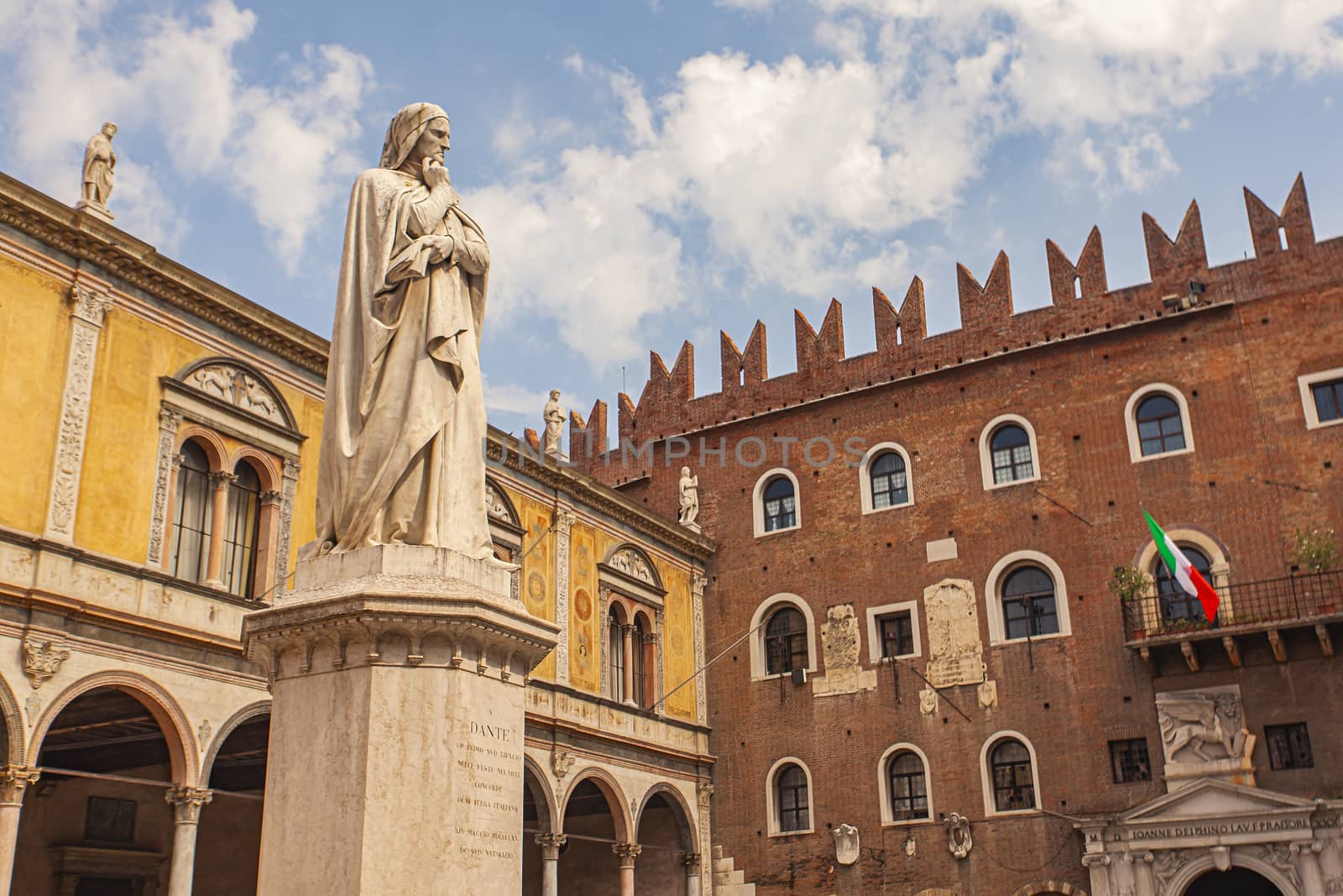 Verona's Dante statue 5 by pippocarlot