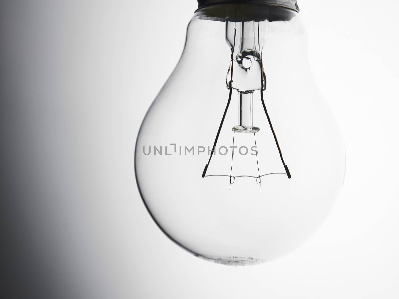 light bulb by eskaylim