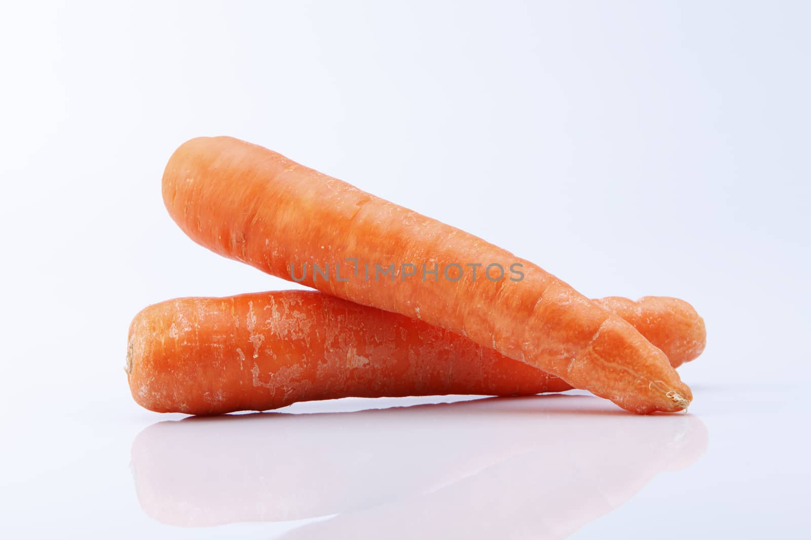 carrot by eskaylim