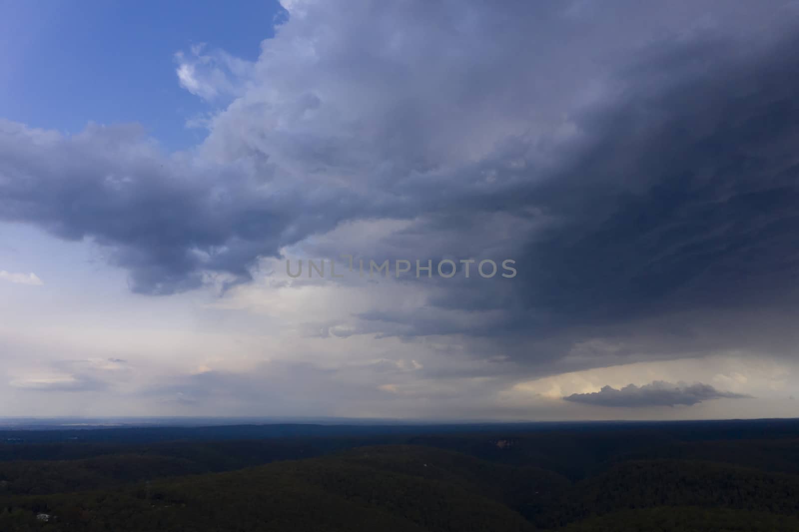 A severe thunderstorm and rain in the greater Sydney basin by WittkePhotos