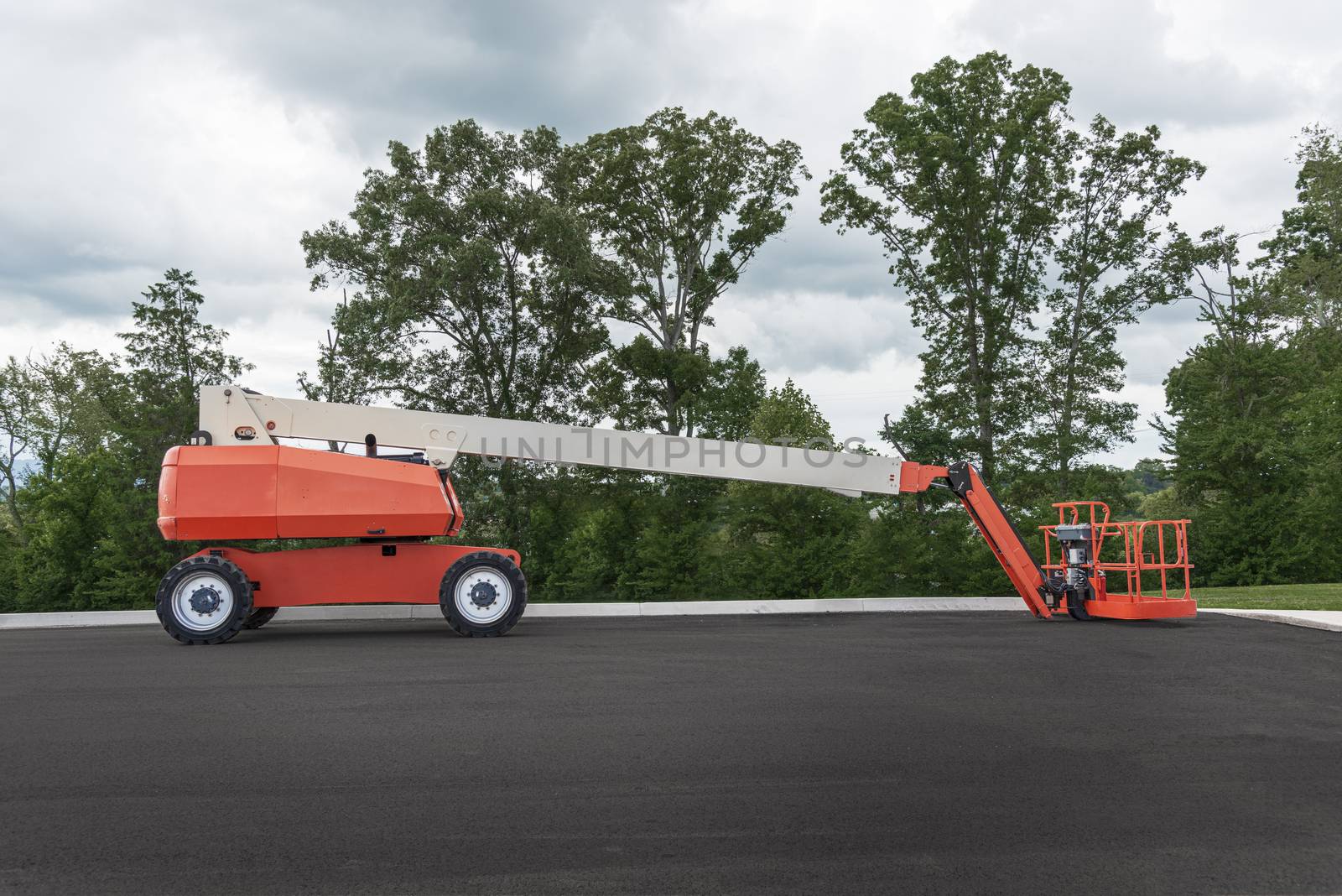 Horizontal side shot of a generic unbranded boom lift.