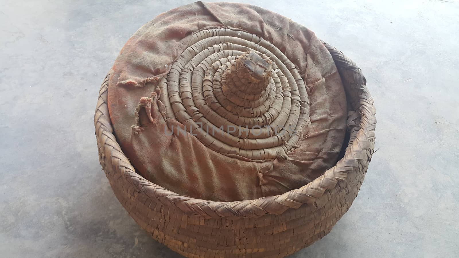 Changair is traditional household handicraft used for keeping bread hot and warm by Photochowk