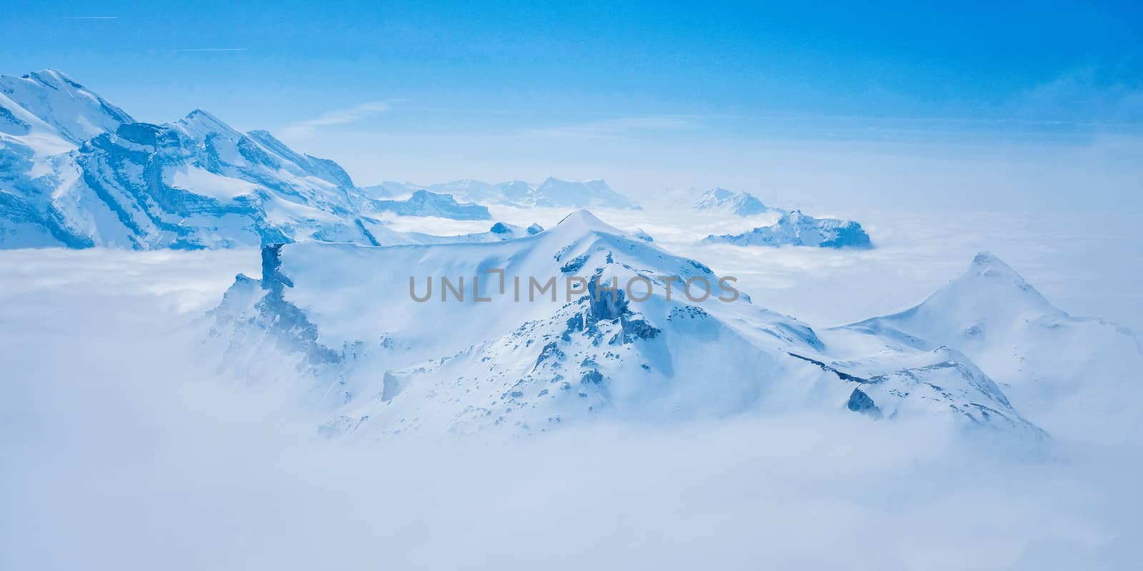 Stunning Panoramic view Snow moutain of the Swiss Skyline from Schilthorn, Switzerland