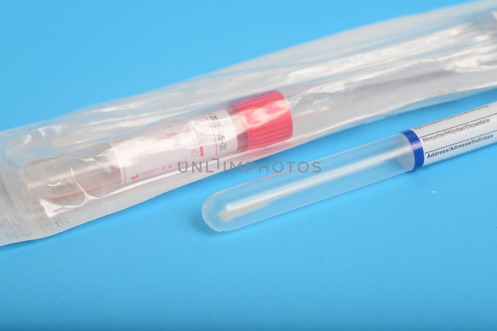 Universal Transport Medium for Viruses, Chlamydia, Mycoplasma and Ureaplasma and swab for nasopharyngeal sample collection, For respiratory virus detection for covid-19 by ideation90
