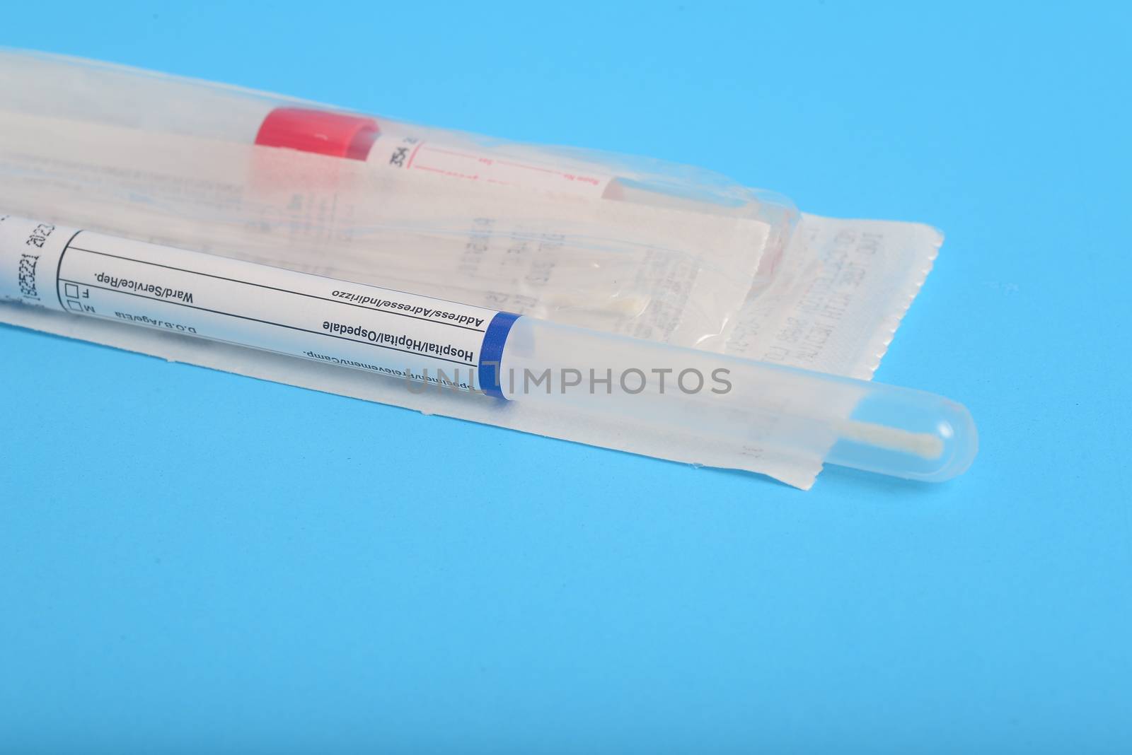 Universal Transport Medium for Viruses, Chlamydia, Mycoplasma and Ureaplasma and swab for nasopharyngeal sample collection, For respiratory virus detection for covid-19 by ideation90