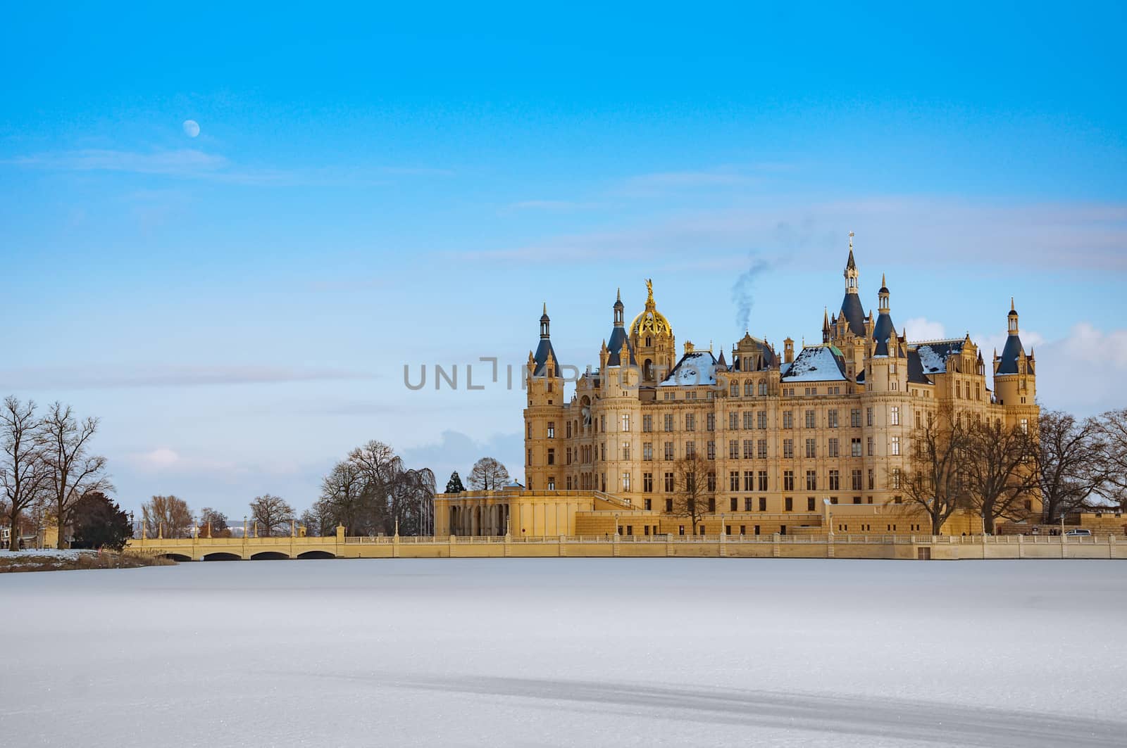 The beautiful, fairy-tale Castle of Schwerin in winter times by Fischeron