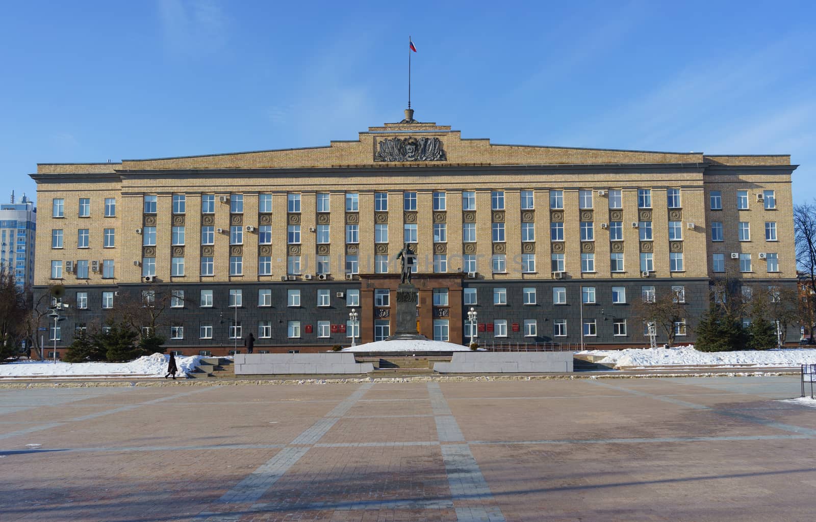 February 7, 2018 Orel, Russia Monument to Vladimir Lenin and the building of the Regional administration in Orel.