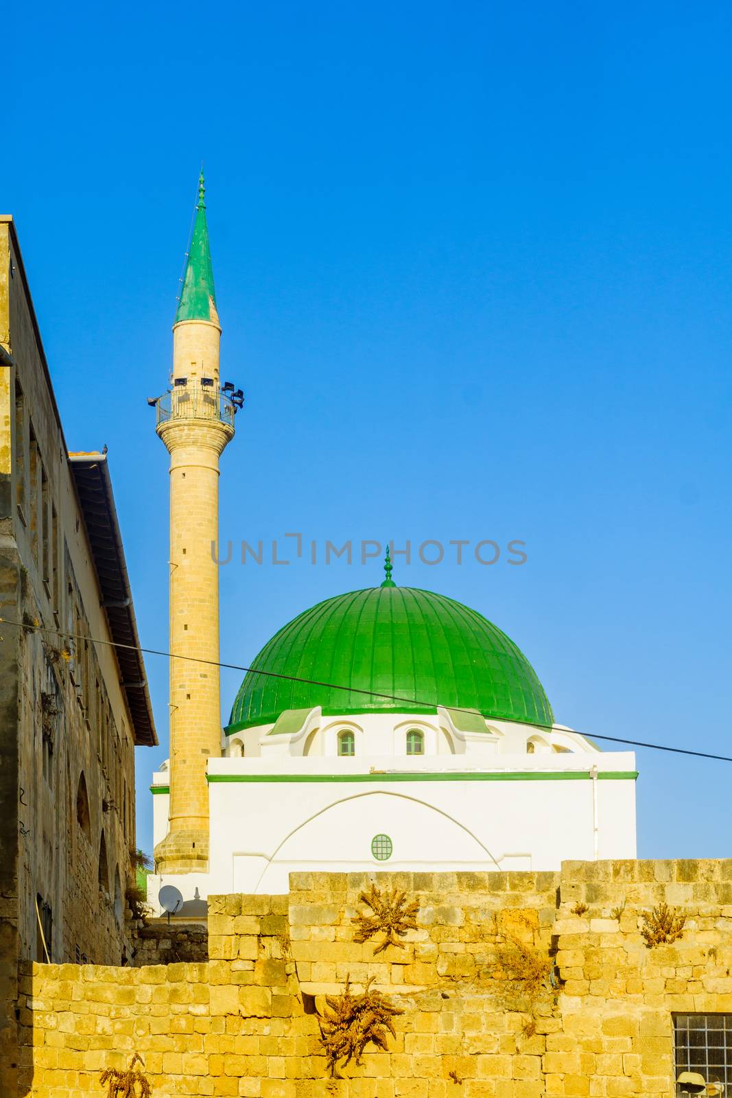 Al-Jazzar Mosque, in the old city of Acre by RnDmS