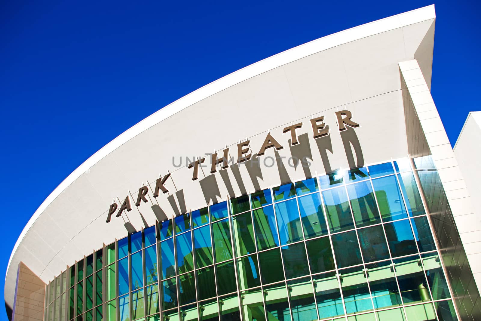 The Park Theater at the Park MGM by USA-TARO