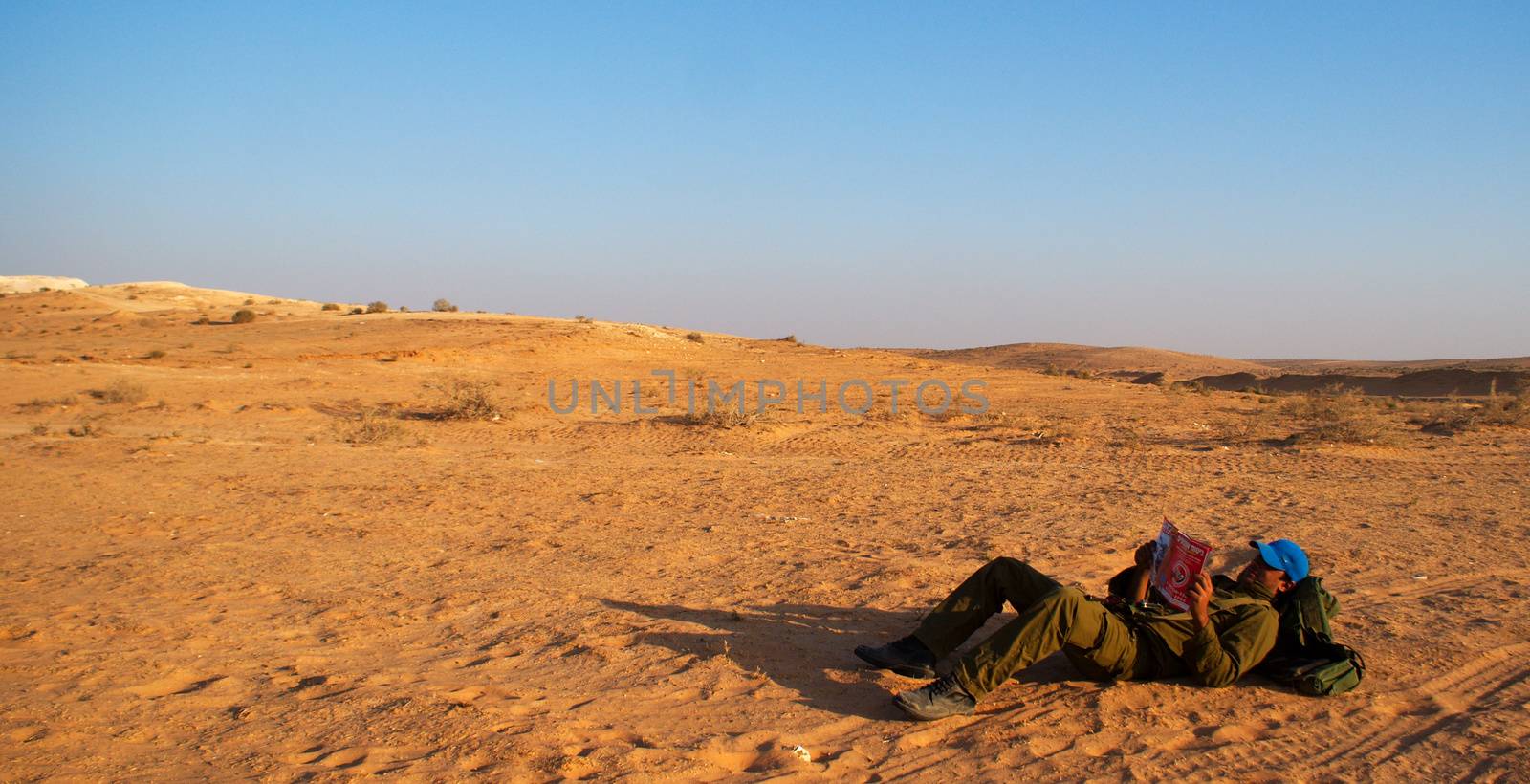 Israeli soldiers excersice in a desert by javax